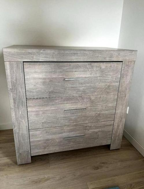 Commode, Kinderen en Baby's, Kinderkamer | Commodes en Kasten, Gebruikt, Commode, 90 tot 105 cm, 75 tot 100 cm, 50 tot 70 cm, Opstaande rand