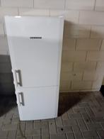 Koelkast, Witgoed en Apparatuur, Zonder vriesvak, 200 liter of meer, Zo goed als nieuw, 160 cm of meer
