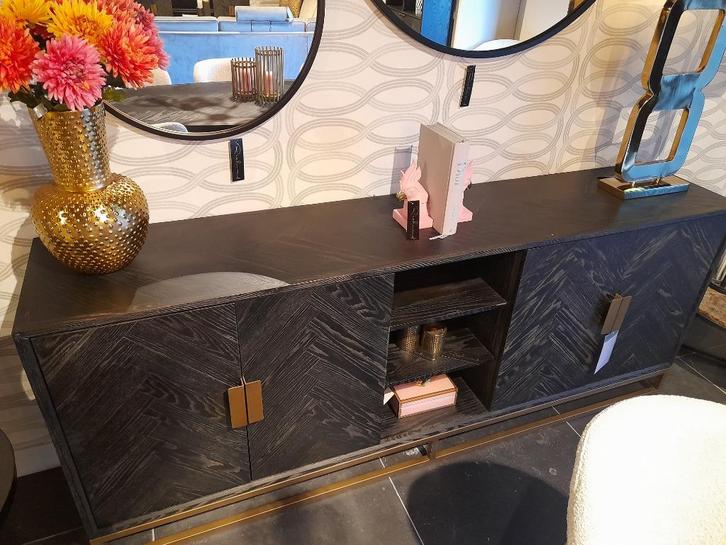 dressoir eiken visgraat  blackbone brass *Richmond Interiors, Huis en Inrichting, Kasten | Dressoirs, Nieuw, 200 cm of meer, 25 tot 50 cm