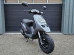 PIAGGIO TPH 2T 50CC BROM BJ 2005 SMOKEY GREY 7700KM TOPSTAAT, GILERA, Onbekend, Ophalen of Verzenden, Zo goed als nieuw