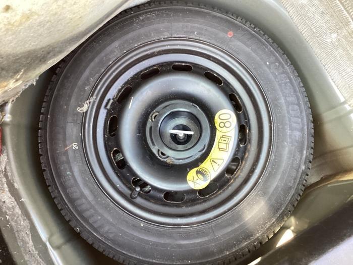 Reservewiel van een Ford Fiesta, Auto-onderdelen, Banden en Velgen, Velg(en), Personenwagen, Gebruikt, 3 maanden garantie, Ophalen of Verzenden