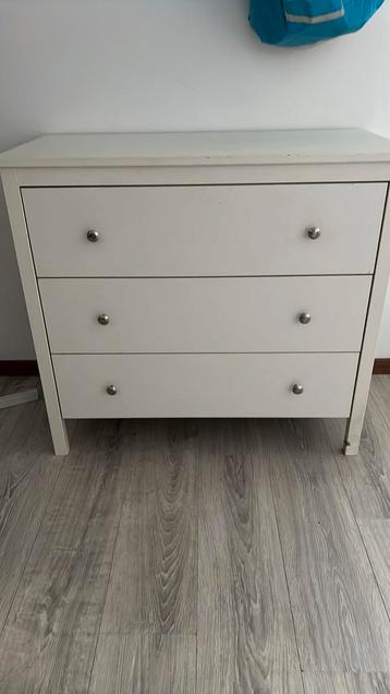 Ikea HEMNES ladekast beschikbaar voor biedingen