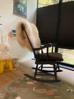 Vintage Schommelstoel - Comfort en Stijl, Huis en Inrichting, Stoelen, Gebruikt, Ophalen of Verzenden, Hout, Eén