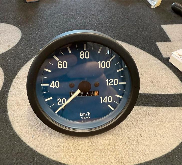 Nette VDO kilometer teller 140km blauweplaat, Fietsen en Brommers, Brommeronderdelen | Oldtimers, Zo goed als nieuw, Overige merken