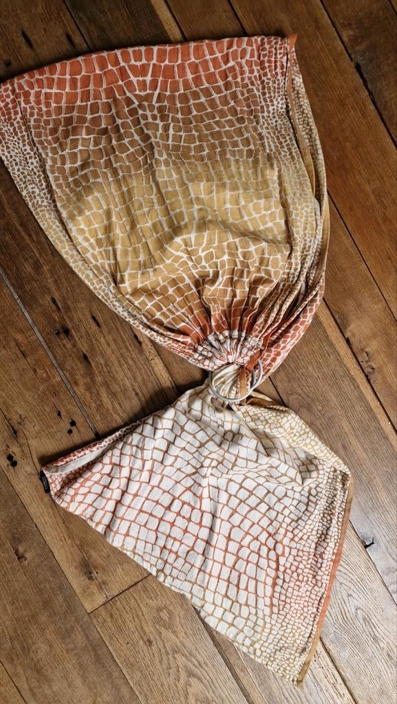 Hoppediz ringsling darwin creme, Kinderen en Baby's, Babydragers en Draagdoeken, Overige merken, Overige typen, Ophalen of Verzenden