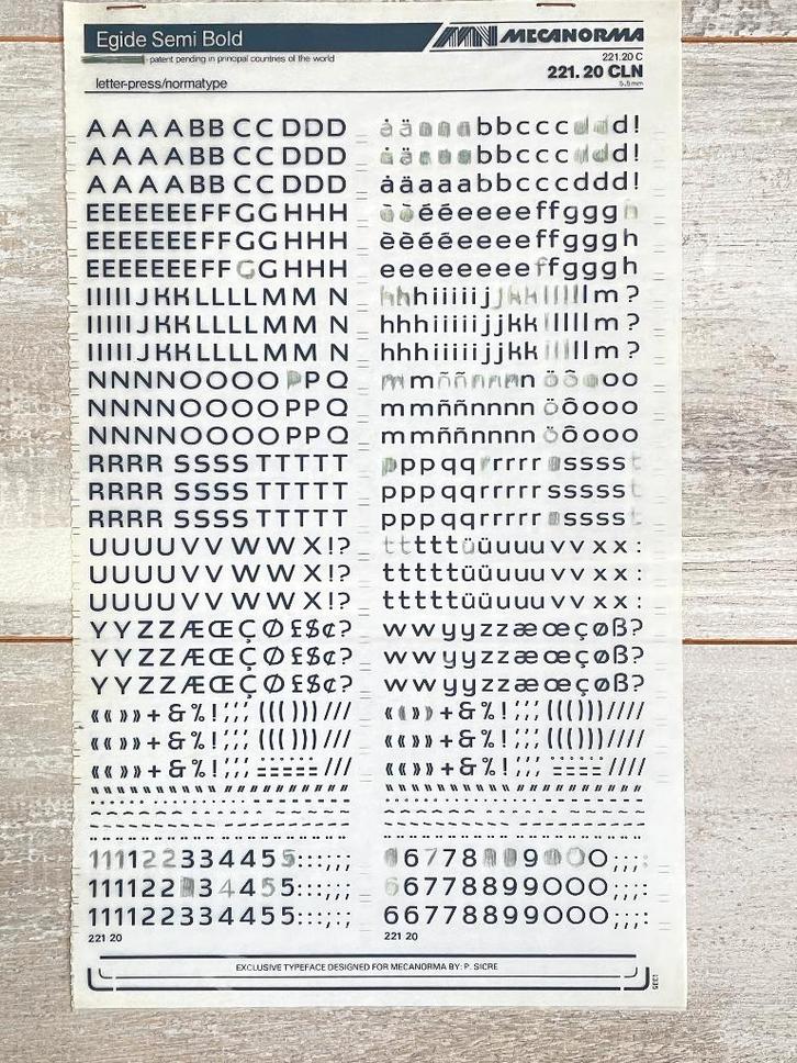 Wrijfletters op vel Letraset etc., Verzamelen, Overige Verzamelen, Ophalen