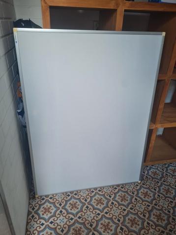 Whiteboard Leegmaster 90x120 beschikbaar voor biedingen