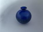 Blauw glazen vaasje, Antiek en Kunst, Curiosa en Brocante, Ophalen of Verzenden