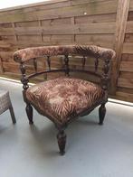 Bijzondere handgemaakte antieke? hoekstoel met mooie details, Ophalen