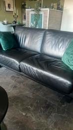 Leder. Bank  2,5  zitplaatsen, Huis en Inrichting, Banken | Bankstellen, Tweepersoons, Ophalen of Verzenden, Zo goed als nieuw