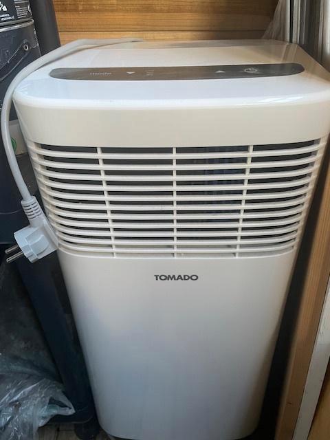 Tomado TMA7000W portable airco, Witgoed en Apparatuur, Airco's, Gebruikt, Mobiele airco, Minder dan 60 m³, 3 snelheden of meer