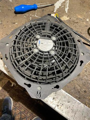 Ventilator beschikbaar voor biedingen