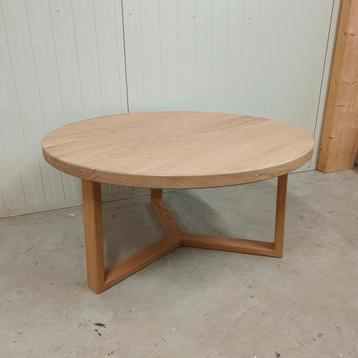 Eiken Ronde Salontafel - verouderde showmodel. D90XH45CM  beschikbaar voor biedingen