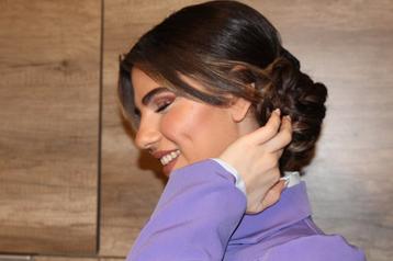 Make-up artist beschikbaar voor biedingen