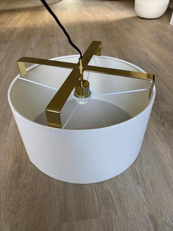 Hanglamp, wit met gouden beslag beschikbaar voor biedingen