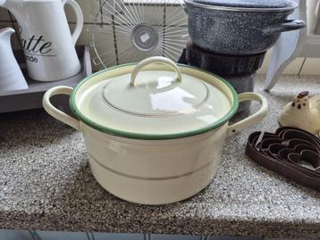 Emaille pan crème 25 cm. beschikbaar voor biedingen