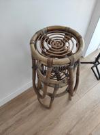 2 Vintage Rotan Krukjes / Plantenstandaards, Huis en Inrichting, Krukjes, Ophalen of Verzenden, Gebruikt, Hout