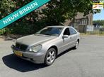 Mercedes-Benz C-klasse 180 K. Classic LEUKE AUTO ZO WEG PRIJ, Auto's, Mercedes-Benz, 13 km/l, Gebruikt, 1796 cc, Origineel Nederlands