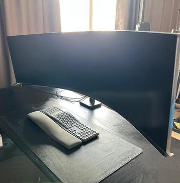 Samsung Odyssey G9 49", Ultrabreed Curved beschikbaar voor biedingen