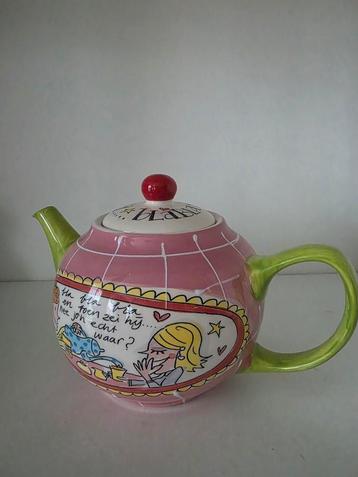 Theepot blond beschikbaar voor biedingen