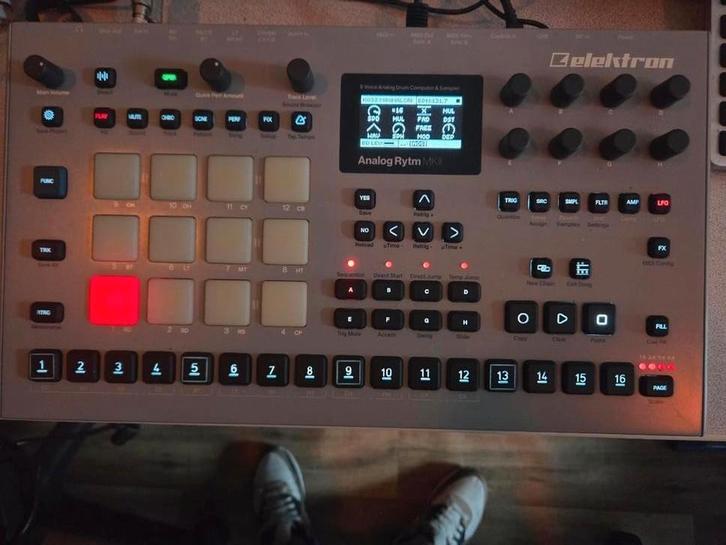 Elektron Analog Rytm MKII Drumcomputer, Muziek en Instrumenten, Drumcomputers, Zo goed als nieuw, Overige merken, Ophalen of Verzenden