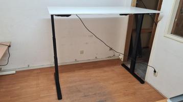 Vepa elektrisch zit sta bureau met o.a. bluetooth bediening beschikbaar voor biedingen
