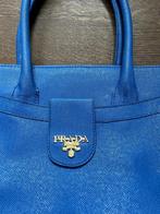 Prada Handtas - Blauw, Sieraden, Tassen en Uiterlijk, Tassen | Damestassen, Ophalen of Verzenden, Zo goed als nieuw, Blauw, Handtas