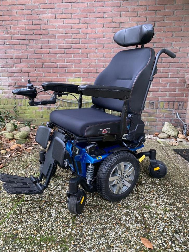 Elektrische rolstoel merk Quantum 6 wielen, Diversen, Rolstoelen, Zo goed als nieuw, Elektrische rolstoel, Ophalen