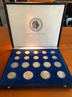 MUNTEN cassette met zilveren munten Juliana, Koningin Juliana, Setje, Zilver, Overige waardes