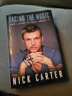 Nick Carter, Facing the Music met handtekening, Boeken, Gelezen, Ophalen of Verzenden