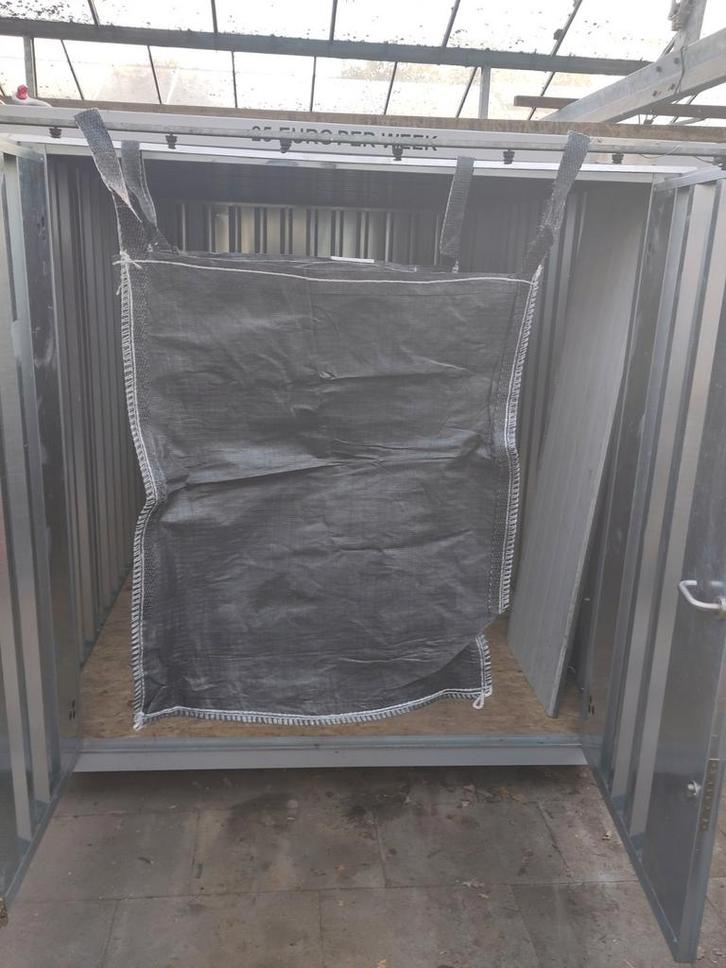 Nieuwe zwarte 1 kuub 1500 kg big bag 
Bigbag zwart 1m3 90x90, Doe-het-zelf en Verbouw, Overige Doe-het-zelf en Verbouw, Nieuw