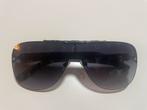 Louis Vuitton Zonnebril - Stijlvol en Beschermend, Zonnebril, Zwart, Ophalen of Verzenden, Zo goed als nieuw