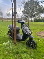 Zip 2000 70cc 2t BROM 2017, Fietsen en Brommers, Ophalen, Zo goed als nieuw, Tweetakt, Zip