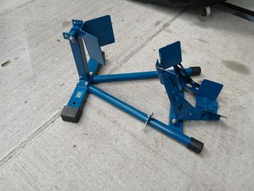 Inrijklem voor motoren brommers aanhanger beschikbaar voor biedingen