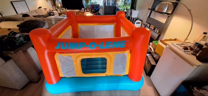 Springkussen te huur voor kleine kinderen, Hobby en Vrije tijd, Feestartikelen | Verhuur, Zo goed als nieuw, Geboorte of Huwelijk