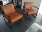 2 Leren stoelen, Huis en Inrichting, Fauteuils, Ophalen, Zo goed als nieuw, 75 tot 100 cm, Metaal
