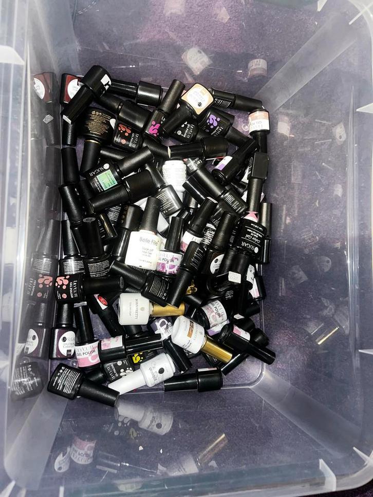 Grote partij gel nagellak - 103, Sieraden, Tassen en Uiterlijk, Uiterlijk | Cosmetica en Make-up, Gebruikt, Make-up, Handen en Nagels