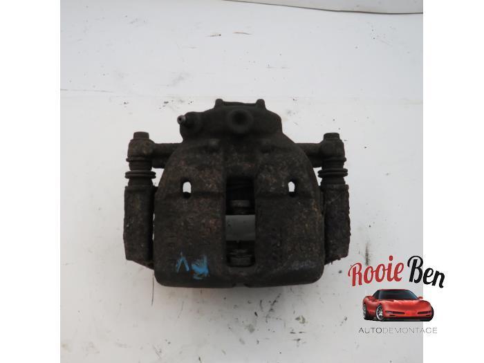 Remklauw (Tang) rechts-voor van een Mitsubishi Colt, Auto-onderdelen, Remmen en Aandrijving, Mitsubishi, Gebruikt, 3 maanden garantie
