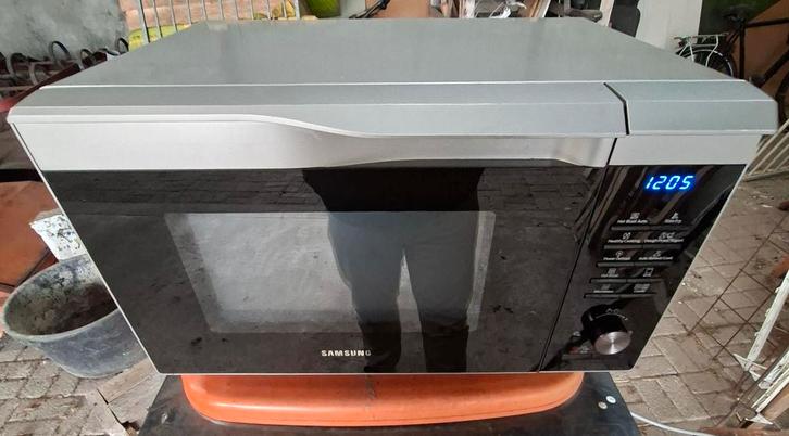 Samsung Combimagnetron MC28M6055CS, Witgoed en Apparatuur, Magnetrons, Gebruikt, Vrijstaand, Combimagnetron, 45 tot 60 cm, Crisp