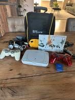 Ps One - tas - 2x controller - memorycard - voeding - kabels, Spelcomputers en Games, Spelcomputers | Sony PlayStation 1, Ophalen of Verzenden