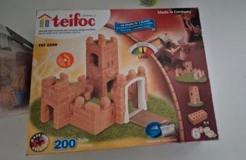 Teifoc Kasteel en Teifoc Basisset  beschikbaar voor biedingen