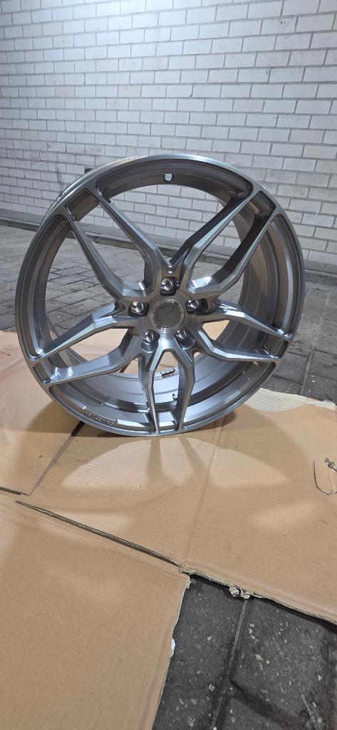 Concaver CVR3 Flow Forged 8.0J 19 ET30 5X114.3 CB72.60, Auto-onderdelen, Banden en Velgen, Velg(en), Zomerbanden, 19 inch, Nieuw