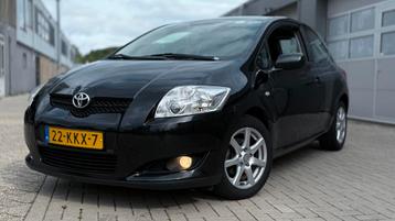 Toyota Auris 1.3 Vvt-i 2010 Zwart nieuwe APK! beschikbaar voor biedingen