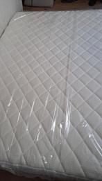 Caravan matras +topper, Caravans en Kamperen, Ophalen, Zo goed als nieuw