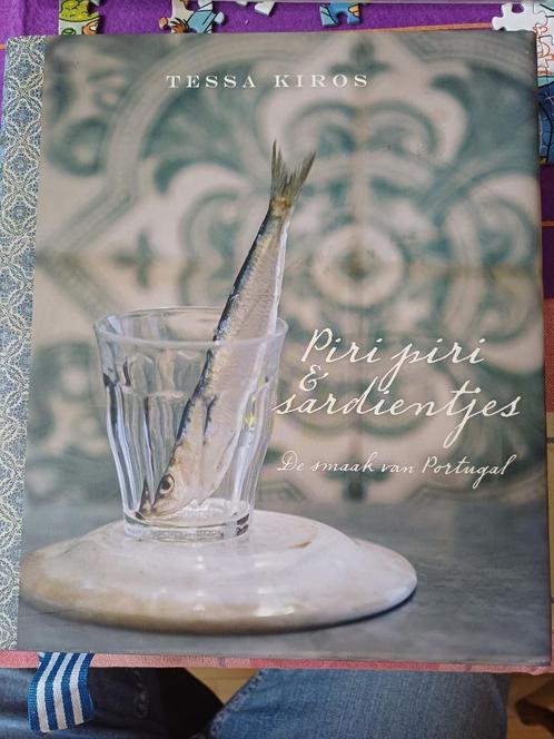 Tessa Kiros Piri Piri en Sardientjes Hardcover, Boeken, Kookboeken, Gelezen, Europa, Ophalen