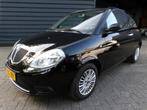 Lancia Ypsilon 1.2 Argento Airco Centraal (bj 2008), Auto's, Lancia, Voorwielaandrijving, Stof, Gebruikt, Zwart