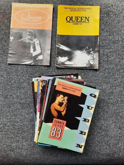 Queen 47 fanclub boekjes, Verzamelen, Muziek, Artiesten en Beroemdheden, Gebruikt, Boek, Tijdschrift of Artikel, Ophalen of Verzenden