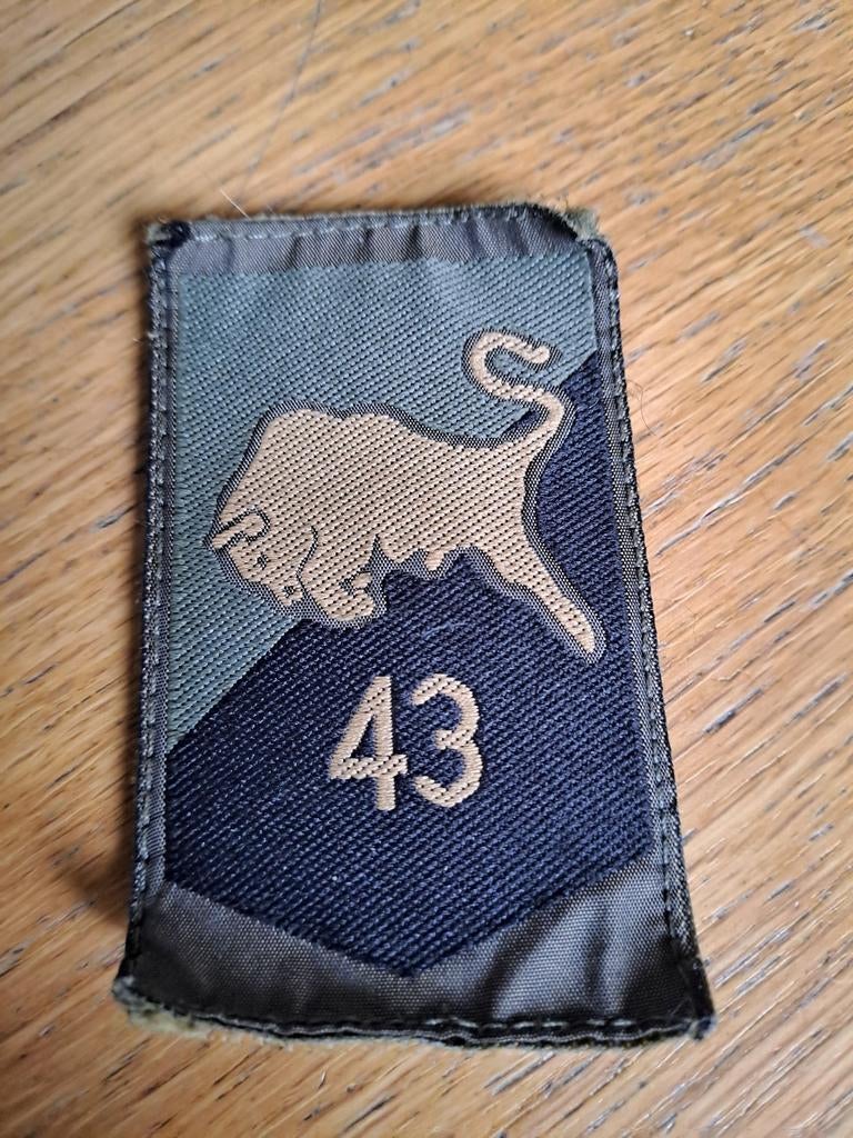 43 Gemechaniseerde Brigade Embleem, Verzamelen, Militaria | Algemeen, Landmacht, Embleem of Badge, Nederland, Ophalen of Verzenden