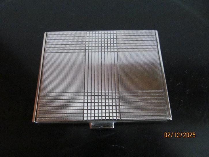 Art deco design sigaretten koker., Verzamelen, Rookartikelen, Aanstekers en Luciferdoosjes, Gebruikt, Overige typen, Ophalen