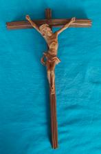 Kruisbeeld van houtsnijwerk Kunsthandel De St.Jansbasiliek, Ophalen of Verzenden, Zo goed als nieuw, Kaart of Prent